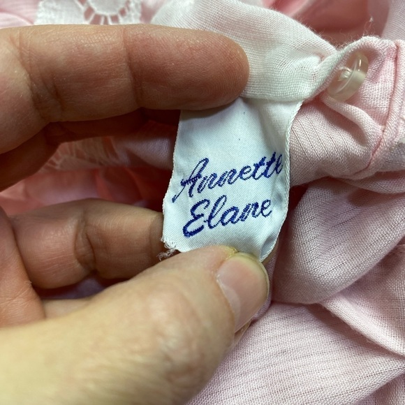 Vintage 70s/80s Girls Light Pink Lace Trim Dress with matching bonnet - Picture 9 of 9